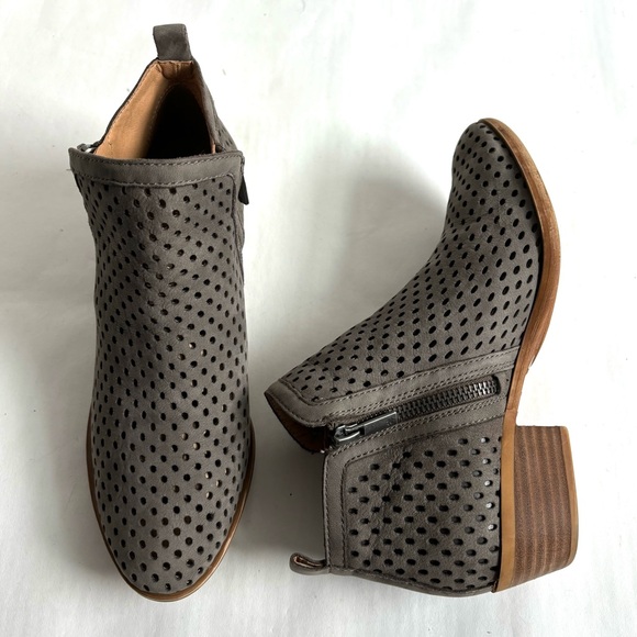 Lucky Brand Basel Double Zip Block Heel Perforated Ankle Booties Dark Stone 7M - Picture 10 of 17